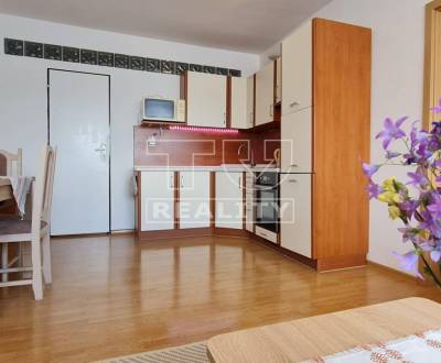 Ponúka na predaj 2-izbový byt v meste Žiar nad Hronom, 51m2