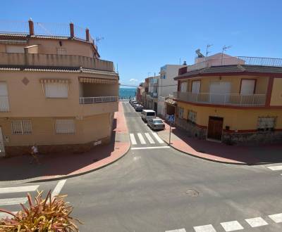 TORREVIEJA - 3 spálňový byt, 100 metrov od pláže los Naufragos