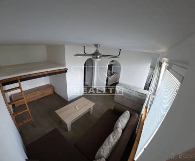 1 izbový kompletne zrekonštruovaný byt - Ľadoveň