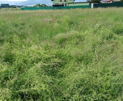 Pozemok na predaj okres Martin obec Ďanová, elektrika a voda na pozemk