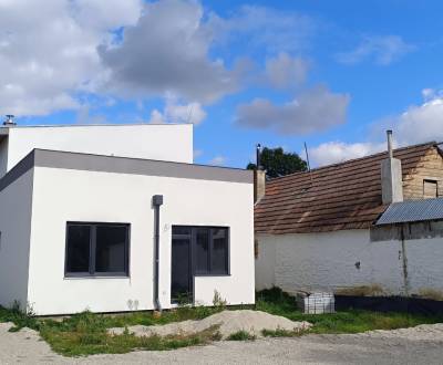 Na predaj 2 izbový byt v súkromí, Galanta časť Hody