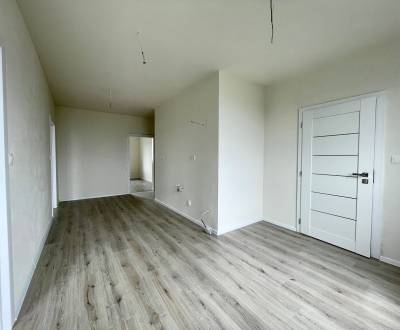 Novší 3 izbový priestranný byt - 75 m2 na sídlisku SNP