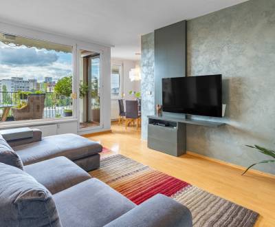 PREDANÉ Slnečný 4i byt 113,3 m2, 2x kúpeľňa, 2 x parking BORIA