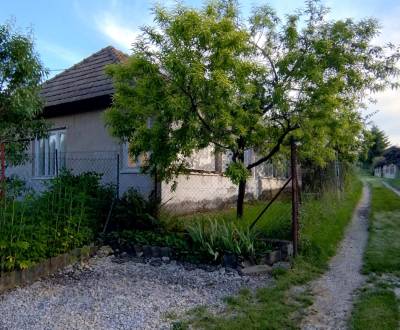 Dom s pozemkom 766m2 na predaj, Cabaj - Čápor, časť Čápor