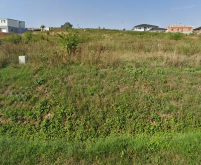 PARTIZÁNSKE - Stavebný pozemok 880m² - časť Malé Bielice 