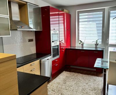 PRENÁJOM: 3 izbový, zrekonštruovaný a zariadený byt na VII.sídlisku
