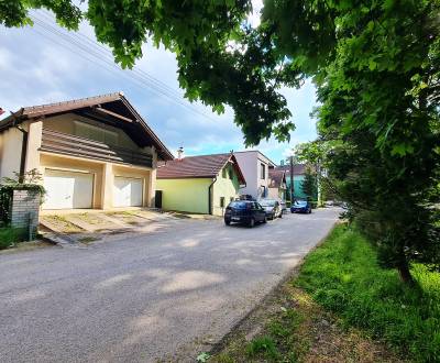 6-izb. RD Stupava, TOP lokalita, pri parku, vonkajší bazén, 2-garáž