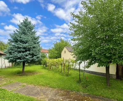 PREDAJ stavebný pozemok v Devínskej Novej Vsi, Záveterná ul.