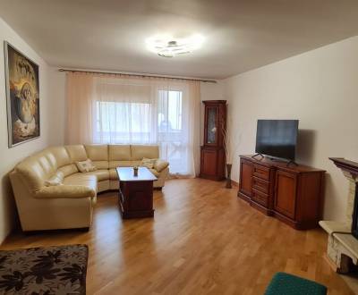 ZARIADENÝ 2-IZBOVÝ APARTMÁN, HORNÝ SLAVKOV