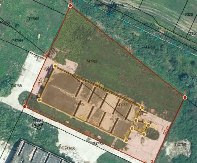 NA PREDAJ POZEMOK O VÝMERE 5777 M2 S BUDOVOU, VYDRANY