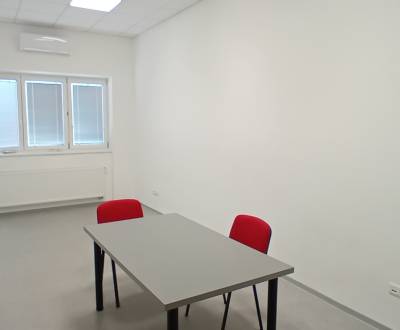 Na prenájom: Klimatizovaná kancelária 21,2 m² – Trnava, Bulharská 