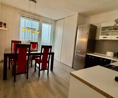 REZERVOVANÉ* veľký 2i byt po rekonštrukcii, 3xloggia, Smolenice/Trstín