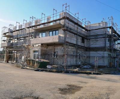 3 izbový na predaj novostavba Tomčany, 81 m2 poschodie 2, balkón