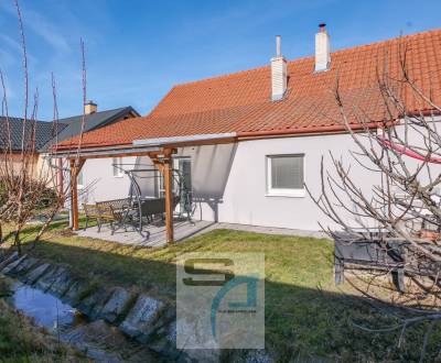 Rodinný dom s pozemkom len 30 minút od Bratislavy