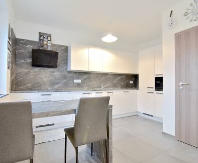 VEĽKÁ PAKA, 4-i dom, 127 m2 – pozemok 510 m2, novostavba, veľká TERASA