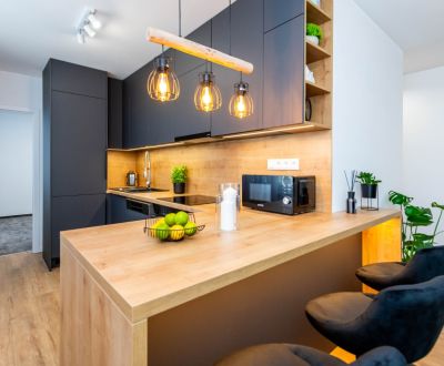 PRENÁJOM | aj KRÁTKODOBO | 3i byt 72 m² v centre PO, zariadený, IHNEĎ