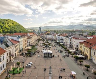 HĽADÁM: 2 izbový byt, do 60 m2, do 175.000,- €,  BB - Centrum