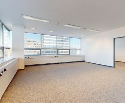 Krásna moderná 3 kancelária -93,25m2 WESTEND TOWER, Dúbravská cesta BA