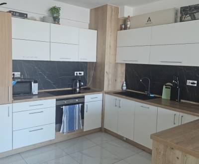 2 izbový luxusný byt v centre (ORION),Dubnica nad Váhom.57 m2