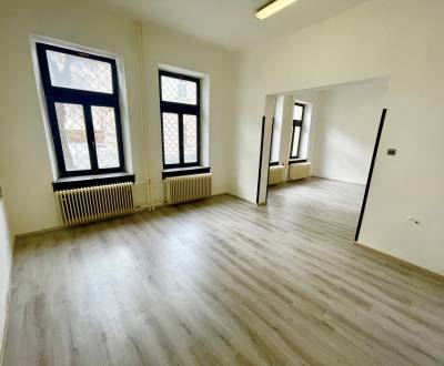 Priestory na prízemí - 84 m2 - Mäsiarska ulica
