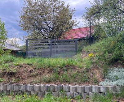 PREDAJ: Záhrada, rozlohou 392 m2 nad Tulskou - Banská Bystrica