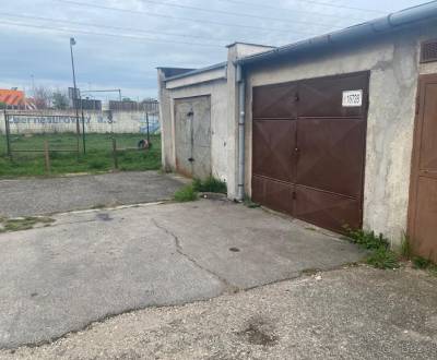 GARÁŽ V RUŽINOVE – S ELEKTRINOU, MONTÁŽNOU JAMOU A VÝBORNOU LOKALITOU