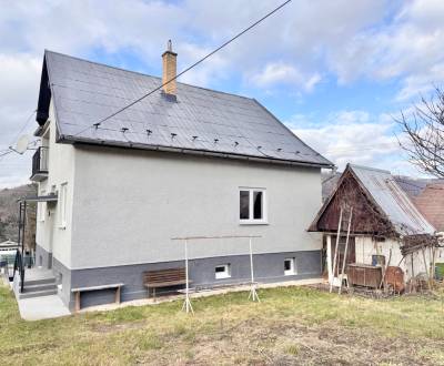 Útulný rodinný dom po rekonštrukcii v pokojnej časti Žiliny