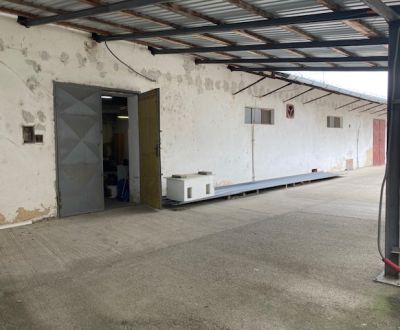 Na prenájom Skladové priestory Ilava, 350 m2