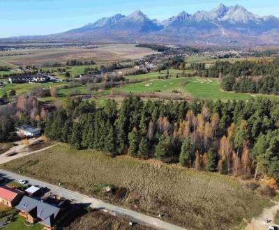 Priestranný pozemok pri golfovom areáli pod Tatrami