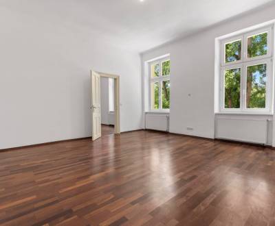 Výnimočný, priestranný 3 izbový byt pri Prezidentskom paláci