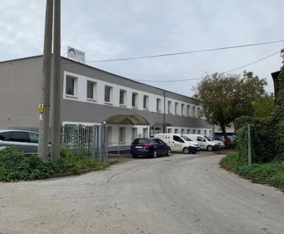 Na prenájom kancelársky priestor 16,81 m2 Pri Bitúnku, KE