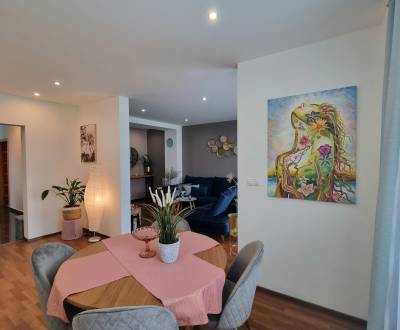 Štýlový, krásny 2,5- izbový byt blízko City Arény, stanice a centra!