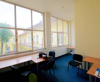 Priestory 180 m2 pri Auparku / Hiltone