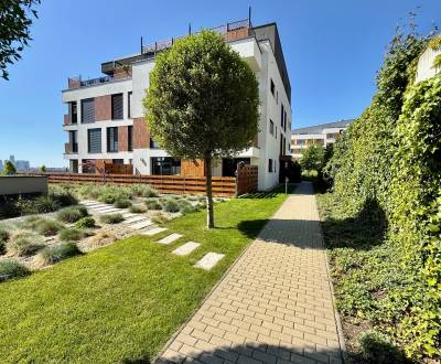 ZARIADENÝ 4i byt s terasou, NOVÁ KOLIBA, BA III., 118,50 m2