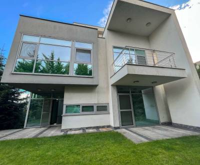 Predaj rezidenčnej vily na Kolibe, Vosková ulica