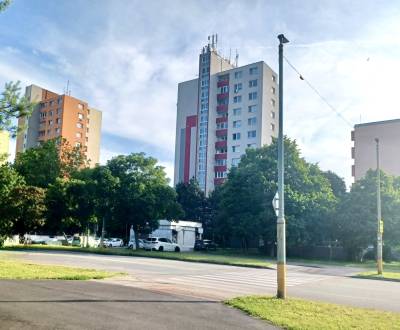 Na prenájom 3 izový byt Bratislava, Petržalka, Mamateyova, ulica