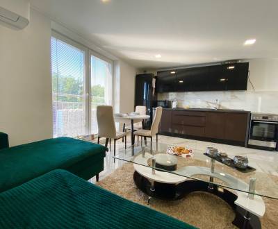 REZERVOVANÉ - EXKLUZÍVNE - Novostavba kompletne zariadeného 3i bytu, 