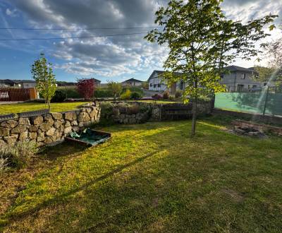 Rodinný dom na predaj Valča