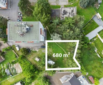 PREDAJ Rovinatý pozemok o výmere 680m2,určený podľa ÚPI na výstavbu RD