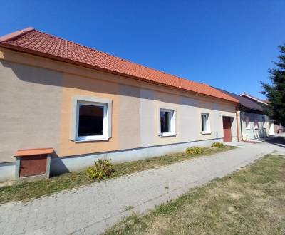 Na predaj zrekonštruovaný rodinný dom - Trakovice