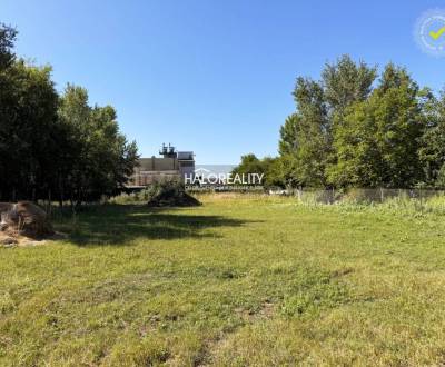 Predaj, pozemok pre rodinný dom   3788 m2 Veľký Mede...