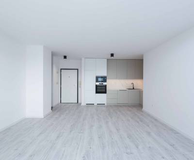Predaj prerobený penthouse s garážou, novostavba Veterná ulica, Trnava