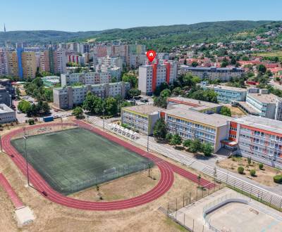 TBILISKÁ, rodinný 3-i byt, 71 m2 – obklopený zeleňou – KLIMATIZOVANÝ