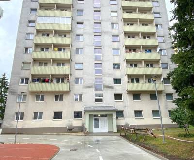 3 izbový byt na predaj,  80 m2, Zvolen - Podborová