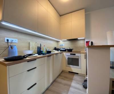 ,Predaj 3 izb. byt 64 m2,novostavba,Trnavská cesta,Ružinov,BAII