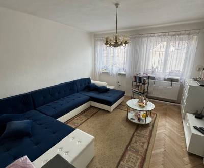 Napredaj byt v Sahach