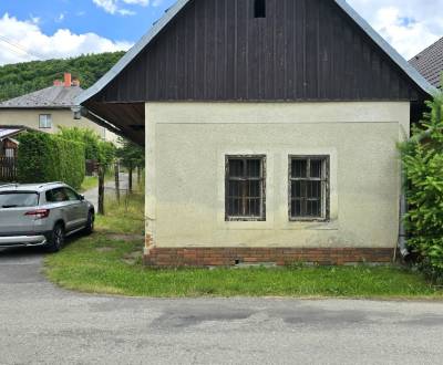 Nehnuteľnosť s Pridanou Hodnotou: Pozemok so Starším RD v Šálkovej
