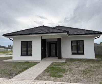 Skvelá ponuka! Nádherný, atraktívny, priestranný 4-i. rodinný dom na p
