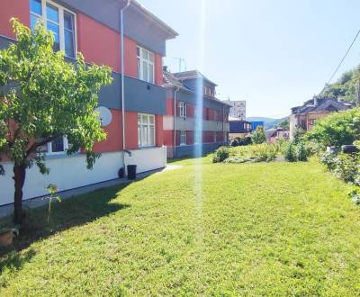 1i VOJENSKÝ byt so záhradou a parkovaním | Trenčín 