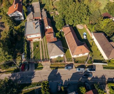 NA PREDAJ RODINNÝ DOM S POZEMKOM 1288 M2_Mechcenice-Podhorany